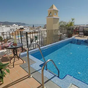 https://nerjaluna-nerja.1costadelsol.com