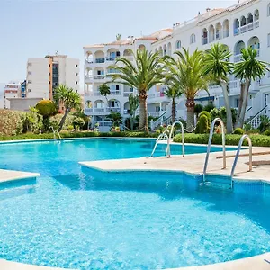 https://apartamentos-stella-maris-canovas-nerja.es-andalucia.com